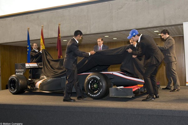 HRT、2010年F1マシンを発表 : F1通信
