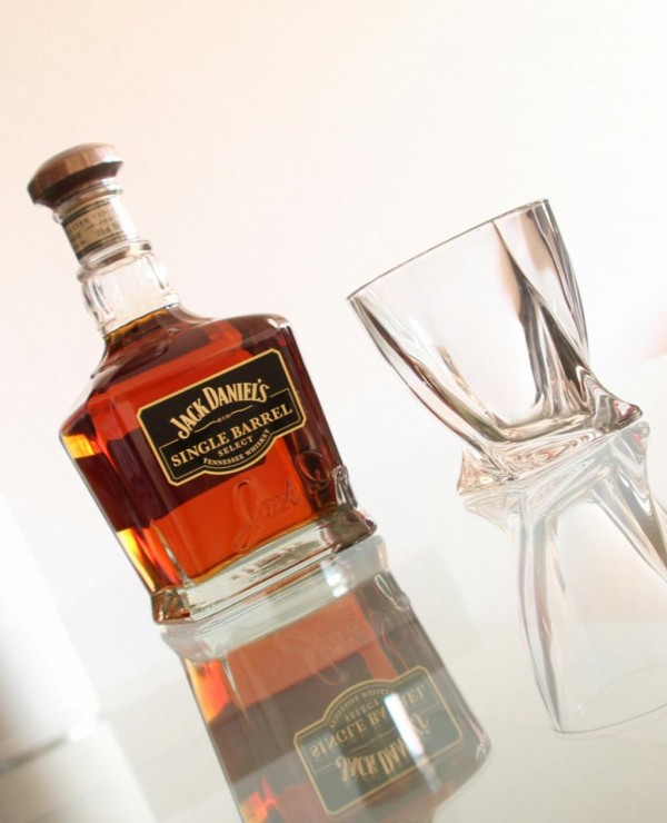 ジャックダニエルのウイスキー ガラス びん アルコール 飲料壁紙お市ゃ私の叫びのpc 高精細の画像 材料を入力します 壁紙 ジャックダニエルのウイスキー ガラス びん アルコール 飲料壁紙お市ゃ私の叫びのpc 高精細の画像 材料を入力します 壁紙