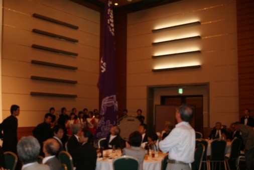 東北大学応援団 法政大学応援団とエール交換 法政フェア ｉｎ 仙台 懇親会にて 宮城県法政大学同窓会のブログ