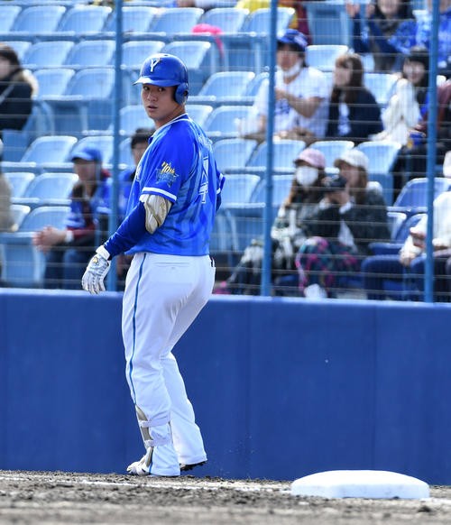 ｄｅｎａドラ２ 伊藤裕季也 22 怠慢走塁で懲罰交代 超速プロ野球 まとめちゃんねる