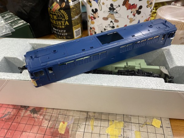 KATO HOゲージEF65-0茶色を作る その1 : 鉄道模型を楽しむブログ