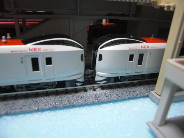 JR東日本E259系NEX6両 kato ライト点灯動力動作確認済 - メルカリ