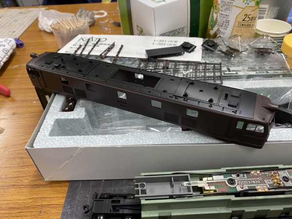 KATO HOゲージ EF58茶をグレードアップ？してみる その4 : 鉄道