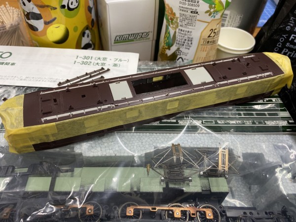 KATO HOゲージ EF58茶をグレードアップ？してみる その2 : 鉄道