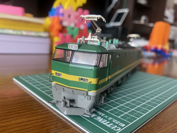 KATO HOゲージ EF510-500トワイライト風機関車を作る！その4 : 鉄道