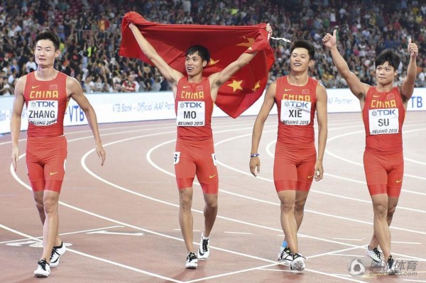 中国 世界陸上選手権男子400メートルリレー走で銀メダル 中国の