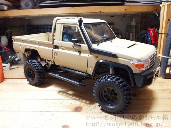 1/10もう一台のピックアップトラックに : クローゼットの中のフィギュア達