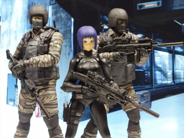 figma MGS2 ゴルルコビッチ兵とリトルアーモリー : クローゼットの中の