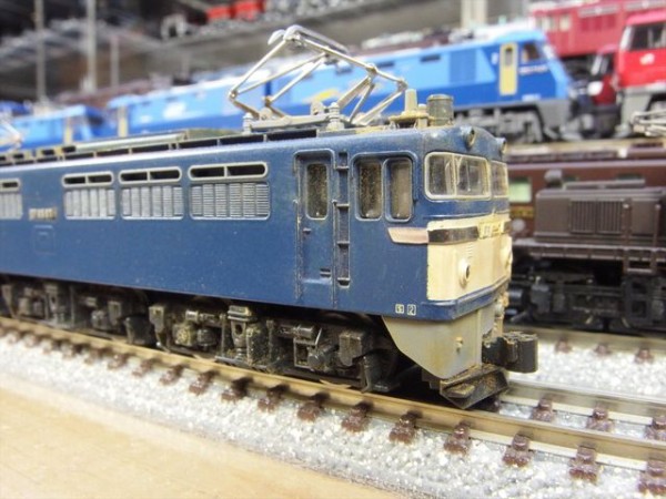 中古 KATO EF65 一般色 ウェザリングの追加 : クローゼットの中の鉄道模型