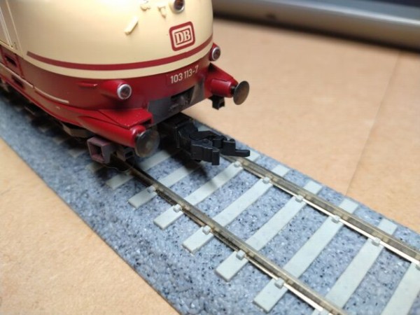 フライシュマン ドイツ鉄道 103型電気機関車 : クローゼットの中の鉄道模型