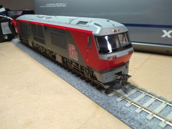 TOMIX HO DF200 200形 ディーゼル機関車 : クローゼットの中の鉄道模型
