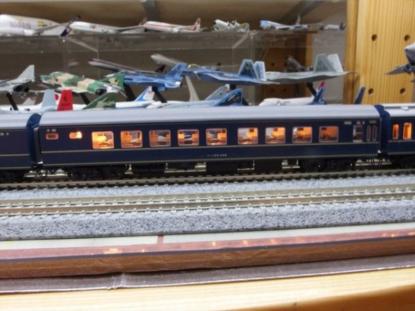 KATO 20系 寝台客車 7両基本セット : クローゼットの中の鉄道模型