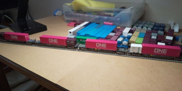 KATO Nゲージ ONE 40ft 海上コンテナ : クローゼットの中の鉄道模型