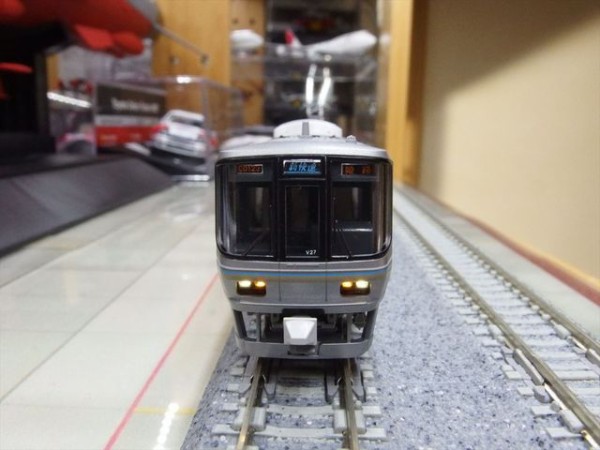 KATO 223系1000番台及び2000番台(1次車) 近郊形電車