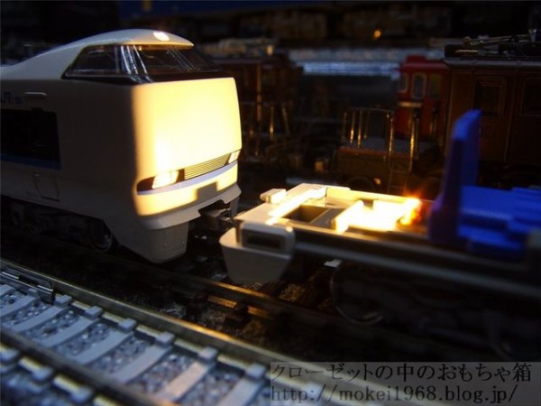 KATO 683系リニュ車増結車両の動力化とヘッドライト専用化基板