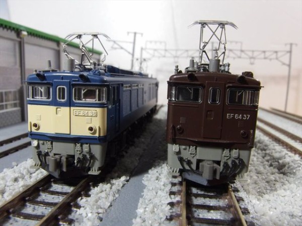 KATO EF64 37号機 茶塗装 : クローゼットの中の鉄道模型