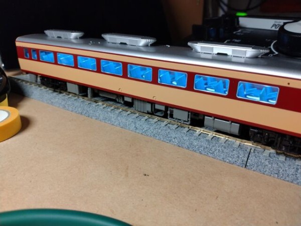 KATO HO キハ80／キシ80 転籍車両入線 : クローゼットの中の鉄道模型