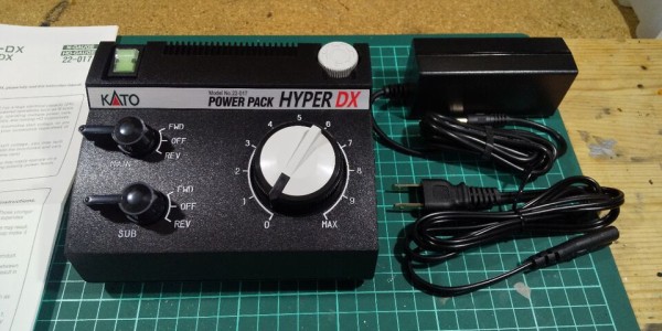 KATO パワーパック ハイパーDX導入 : クローゼットの中の鉄道模型
