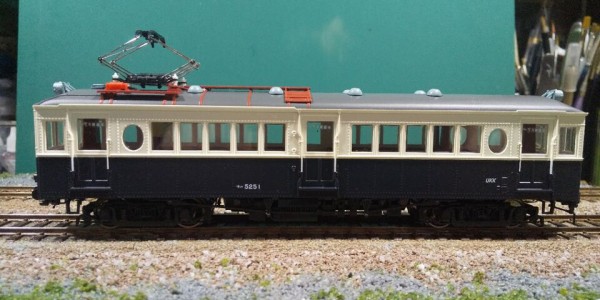 TOMIX HO 上田交通 モハ5250形 入線準備完了 : クローゼットの中の鉄道模型