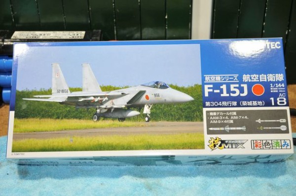 トミーテック 技MIX 航空自衛隊 F-15J 第304飛行隊 築城基地 飛行機模型 技MIX 1/144塗装済みプラモデル 航空自衛隊 F-15J 第304