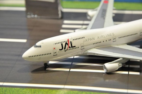飛行機模型の魅力 旅客機編 1/400 Vol.1 : クローゼットの中のおもちゃ箱