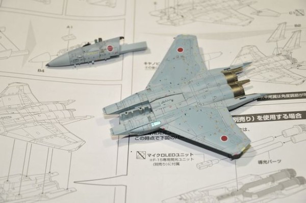 飛行機模型 技MIX 1/144塗装済みプラモデル 航空自衛隊 F-15J 第304