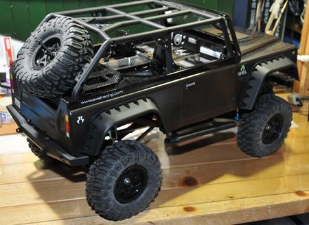 ラジコン AXIAL SCX10 ディンゴボディを載せる : クローゼットの中の