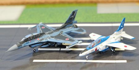 コレクション 飛行機模型 ガリバー製WA 1/200 川崎T－4 練習機