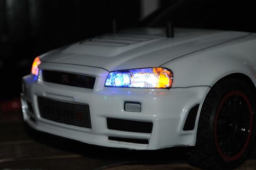 1/10 ラジコン　ボディ　ライトユニット付き 1/10 RC 12個LEDライトユニット連動 ステアリング ブレーキ