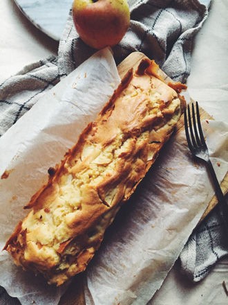 バナナケーキとりんごケーキ もろてん