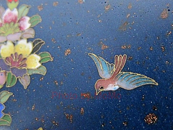 七宝焼の皿 花鳥図 : 近代輸出陶磁器に魅せられて