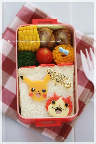 ジバニャン ピカチュウの誕生日おめでとう のお弁当 キャラ弁 Momo S Obentou キャラ弁 Powered By ライブドアブログ