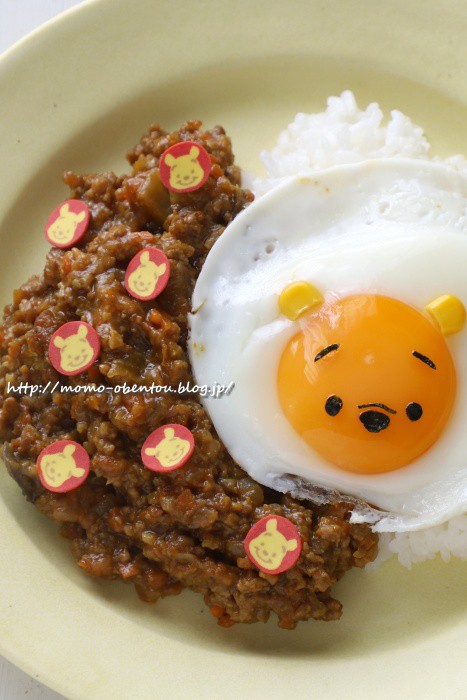 新登場 キャラフル くまのプーさんdeデコカレー Momo S Obentou キャラ弁 Powered By ライブドアブログ