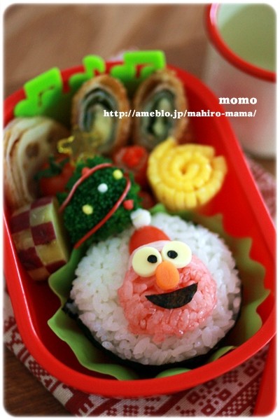 エルモのクリスマス弁当 ランチオフ Momo S Obentou キャラ弁 Powered By ライブドアブログ