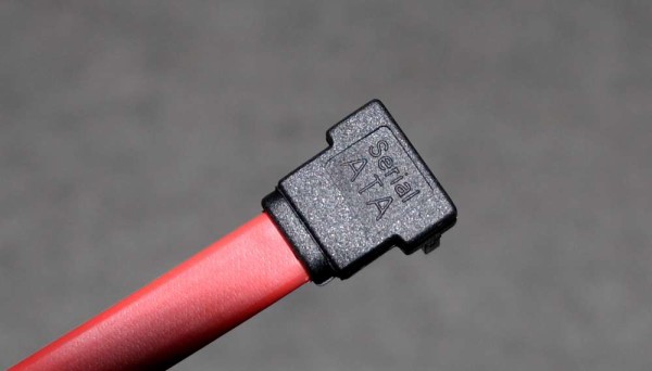 Sataケーブル レビュー モモンハン日記