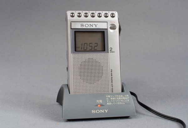 SONY FM/AM ポケッタブルラジオ R353 ICF-R353 SONY FM&frasl;AM ポケッタブルラジオ R353 ICF-R353
