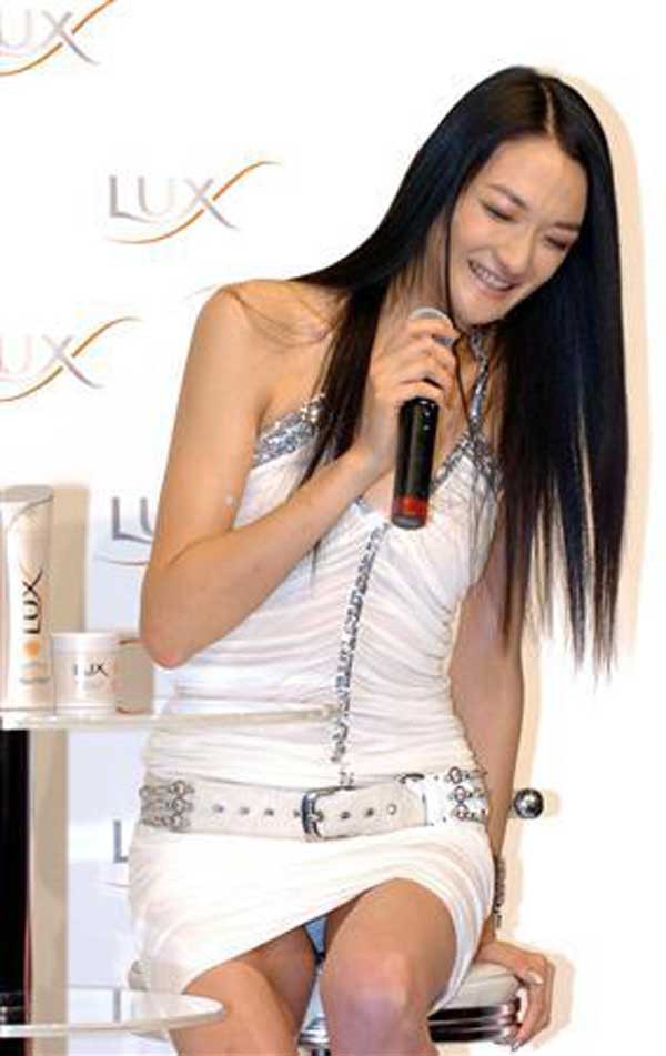 冨永愛　乳首 土屋アンナ 乳首見えヌード画像 おっぱいポロリ！乳首まで丸見えヌード画像 - 裏ピク