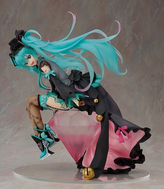 マクロスｆ キャラデザ江端里沙氏描き下ろし 初音ミク のフィギュアが発売 予約締切は締切は1月21日21 00なのでお早めに アニメすて しょん