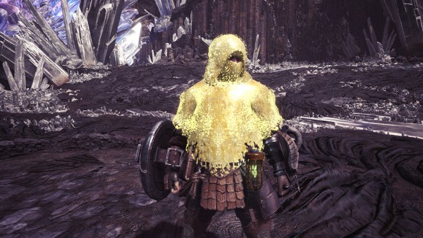 Mhw 新たな特殊装具 転身の装衣 が登場 威力の高い攻撃を受けた時 ダメージを無効化して自動で回避行動を行う模様 モンハンワールド モンハンライズ サンブレイク2chまとめ速報 Mhrise攻略