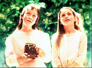 妖精の悪戯か 少女の悪戯か ファエリーテール 活字はこう読む 雑 誌 洪 積 世