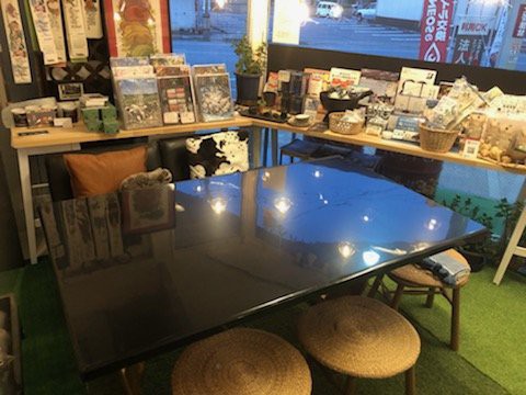 伝統工芸　特選輪島塗　高級テーブル 輪島塗のテーブルが届きました！ : 森本石油のブログ