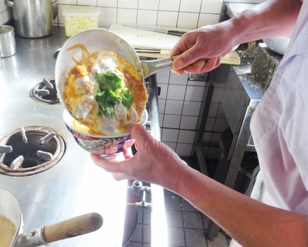 蕎麦屋カツ丼の理想形 水元やぶ Tvは１６日ですよ たぬきパラダイス