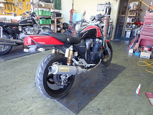 Gsx400インパルス やるならやらねば モリヤスbuild Engineering Part