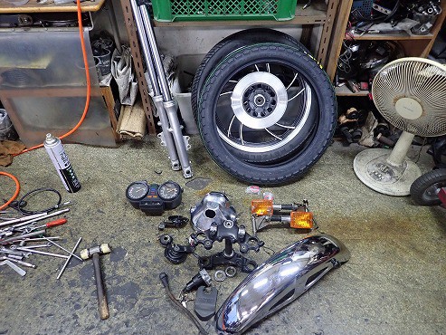 XJ550 フロント リア 回り 要整備 XJ550 フロント リア 回り 要整備 ヤマハ バイクの通販 3,000点