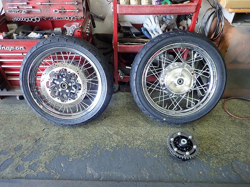 ZEPHYR750 Z2仕様：“ゼファー750乗り”必見！ : モリヤスBUILD