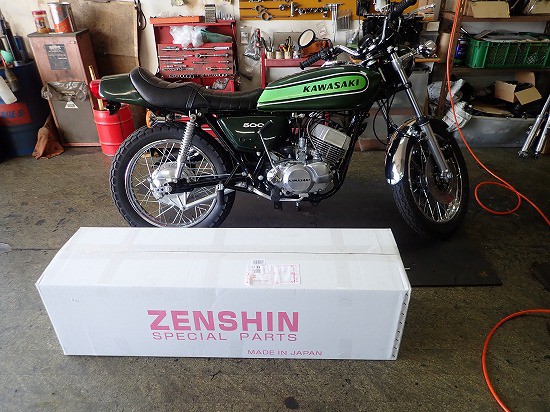 500SS(H1/逆車)レストア：ゼンシンチャンバーを取り付けてエンジン始動