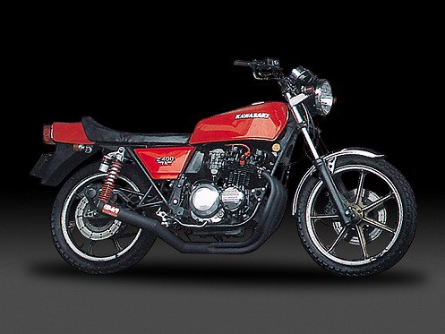 Z550FX：ビキニカウルが付いた古いカワサキには〇〇マフラーが