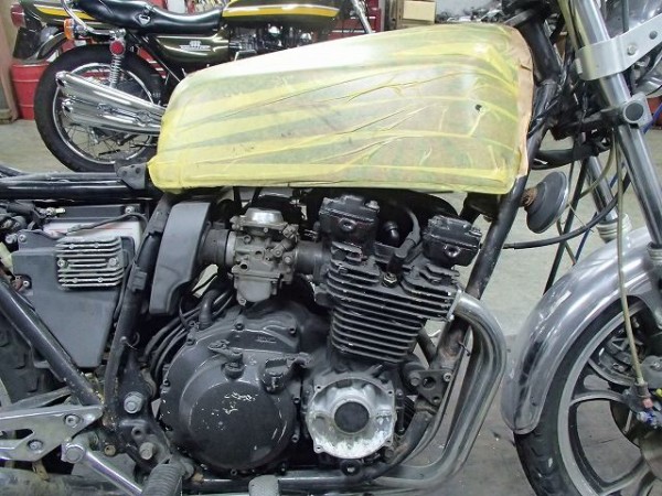 こんな加工しちゃいました！！（XJ400にZ400FXガソリンタンク