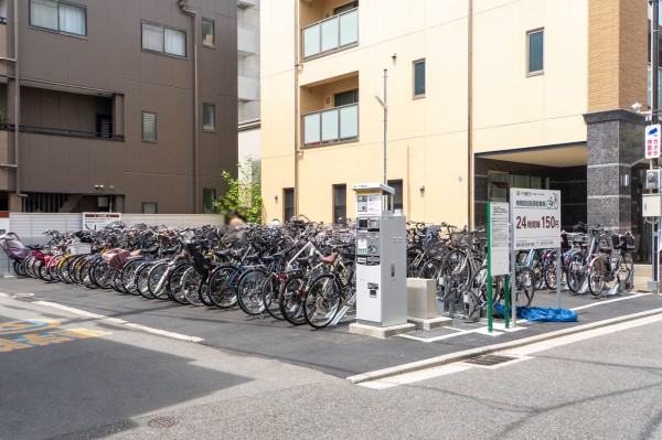 芥川町につくってた時間貸自転車駐輪場「三井のリパーク」がオープンし