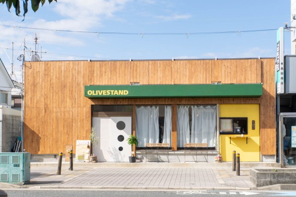OLIVE STAND」の『全部のせプレート』（茨木市鮎川）【たかつーグルメ